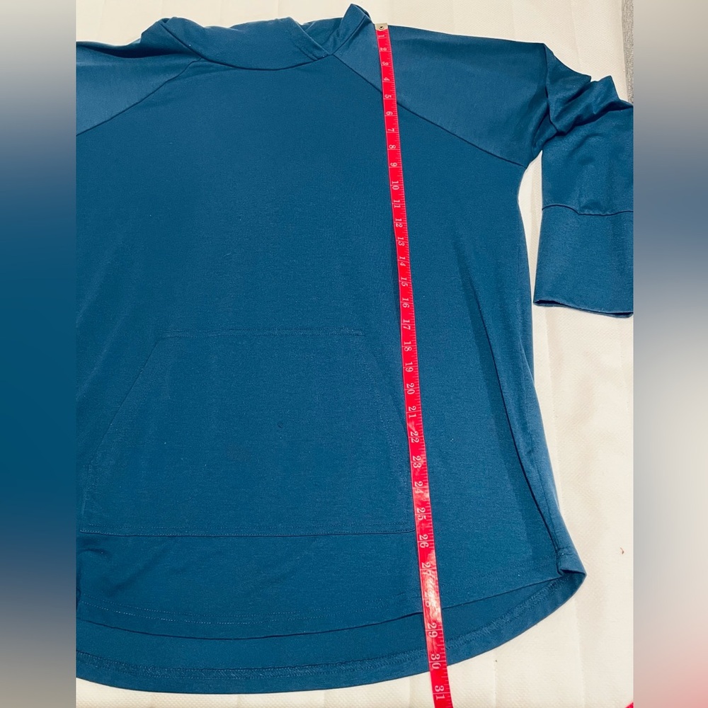 🎈3/$39 LuLaRoe “Amber” Teal Turquoise Blue Pullover Hoodie | Kangaroo Pocket - Picture 8 of 9